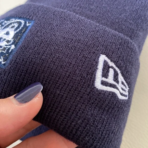 SUPREME NEW ERA® BOX LOGO BEANIE - Navy